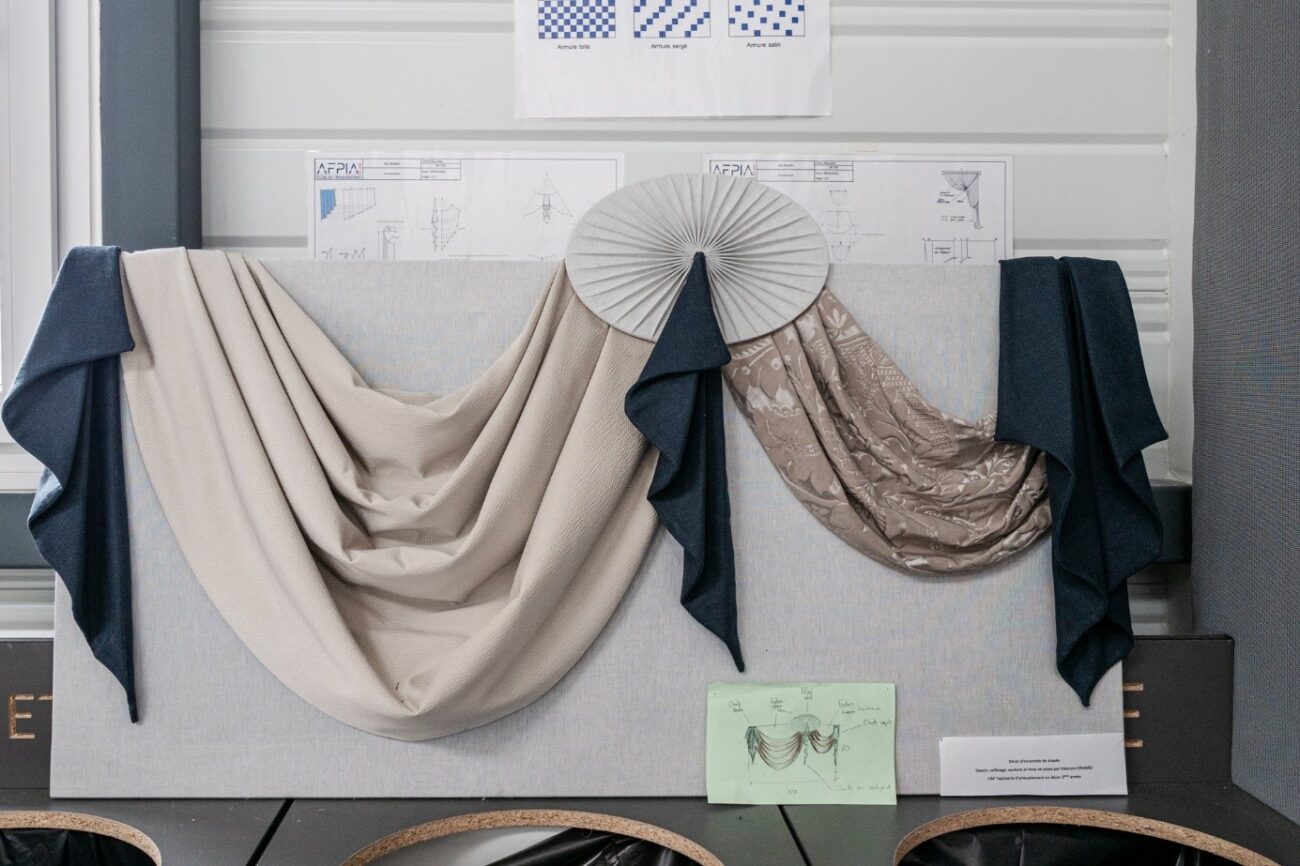 Atelier De Tapisserie